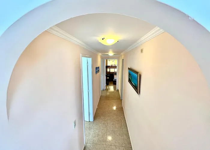 Encantador departamento frente al mar con WIFI